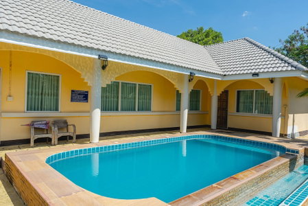 Apinya Resort Bangsarey, Sattahip, Thailand