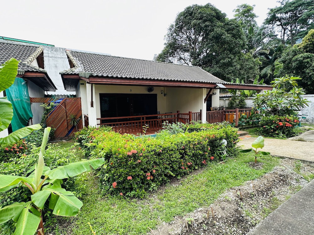 Hotel · Kata Place Villa, Karon