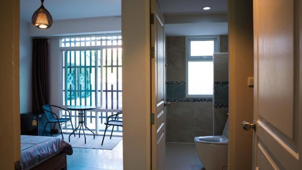 arbors homestay, Thailand
