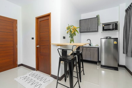 Mitsu Guesthouse, Karon, Thailand