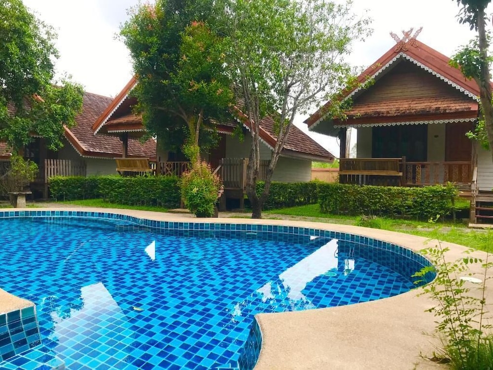 Siri Lagoona Resort, Thailand