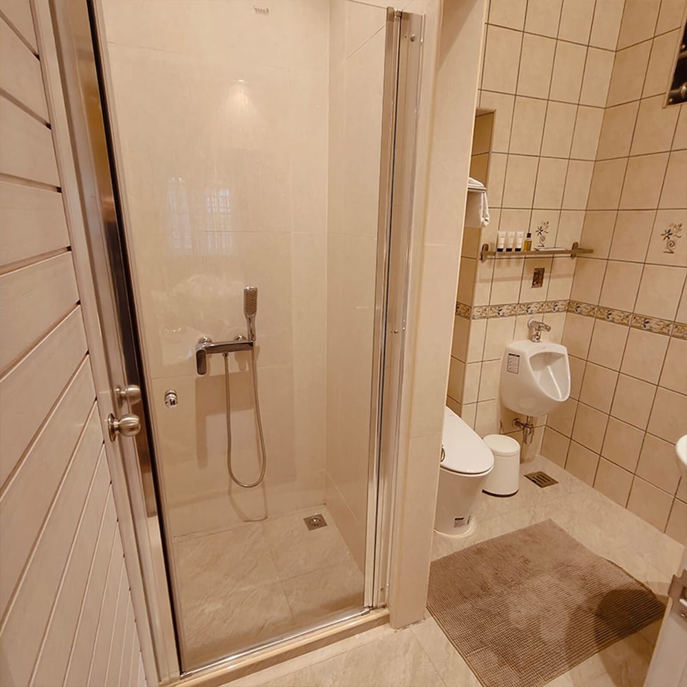 Hotel · Varaya Resort, Bang Lamung