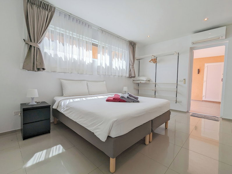 Poolside Apartments and Rooms, Ko Chang, Thailand