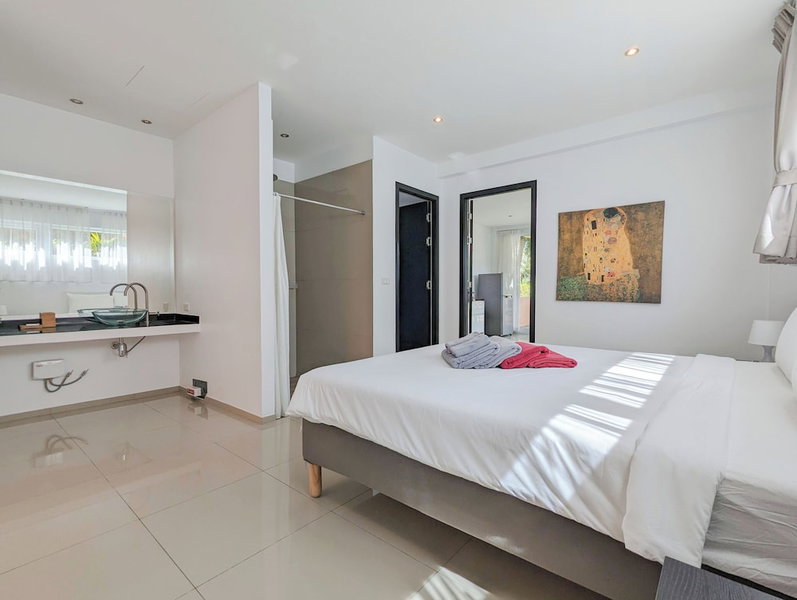 Poolside Apartments and Rooms, Ko Chang, Thailand