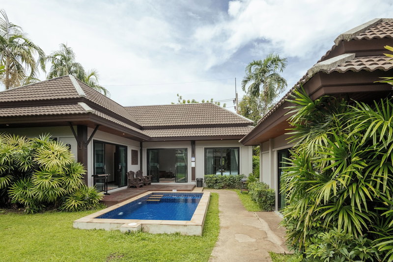 Green Garden Villa Hotel, Rawai, Thailand