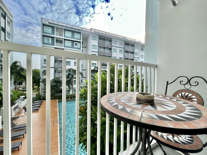 The trust huahin sky room condo pool view, Hua Hin, Thailand