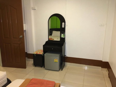 Lucky Guest House, Phi Phi Don, Thailand