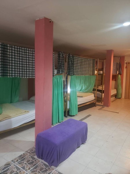 Lucky Guest House, Phi Phi Don, Thailand