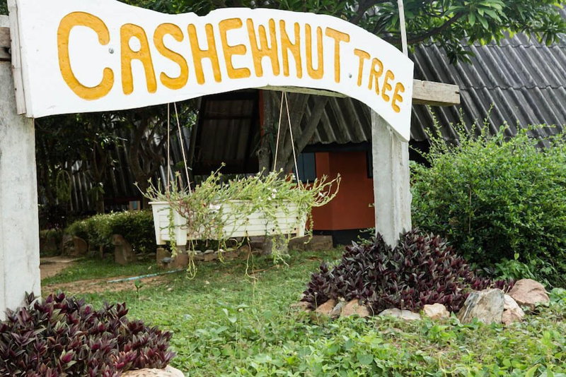 Cashewnut Tree Bungalows, Ko Lanta, Thailand