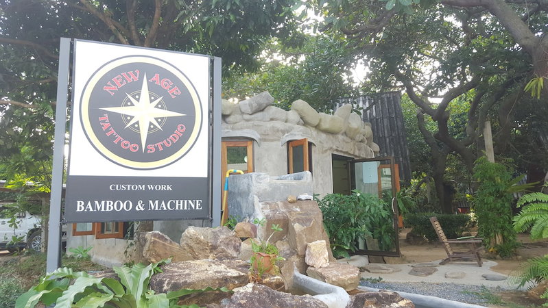 Cashewnut Tree Bungalows, Ko Lanta, Thailand
