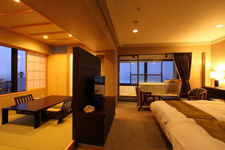Yado Nakaya, Kamogawa, Japan