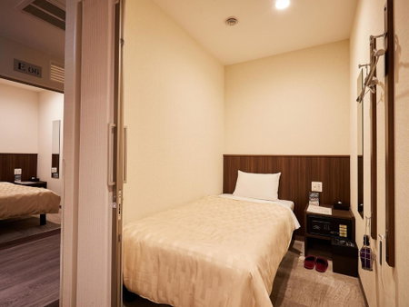 Grand Cabin Hotel Naha Oroku for Women / Vacation STAY 62324, Naha, Japan
