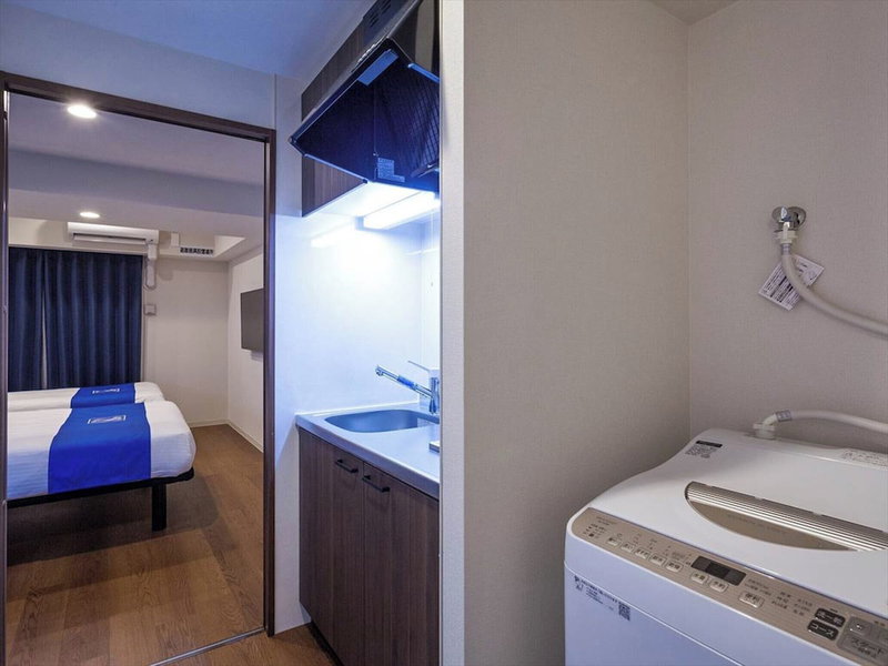 Living Inn Asahibashiekimae Premier, Naha, Japan