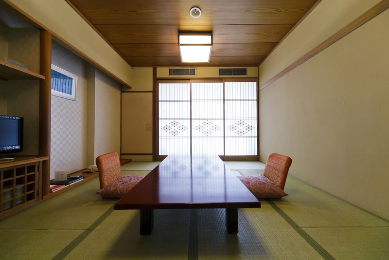 Fujinoya Yutei, Fuefuki, Japan