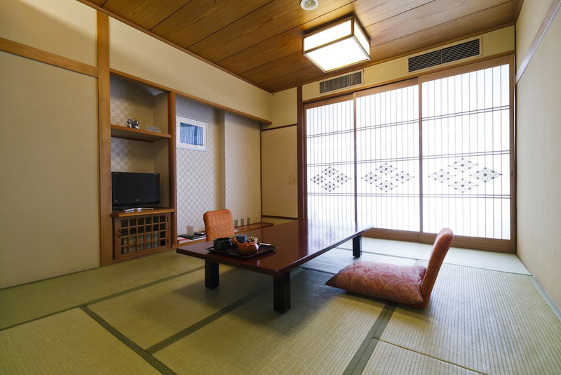 Fujinoya Yutei, Fuefuki, Japan