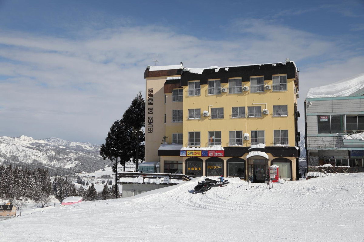 Ishiuchi Ski Center, Japan