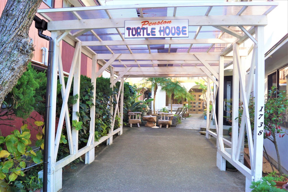 Hotel · Resort Pension Turtle House, Shimoda