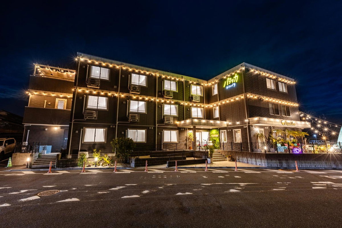 パプリカホテルです, Japan