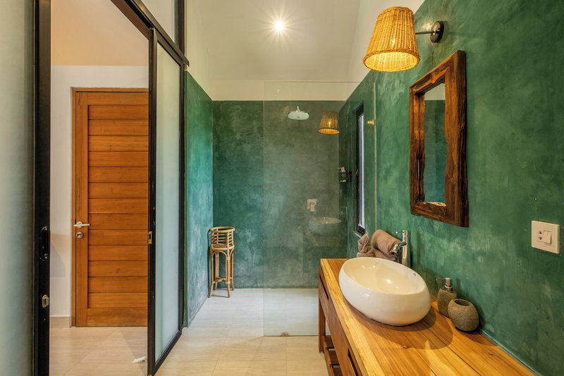 Villa Isola Gallinara, Canggu, Indonesia