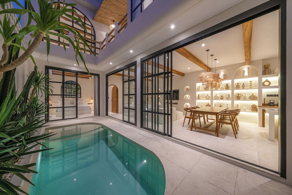 Casa Mochi, Indonesia