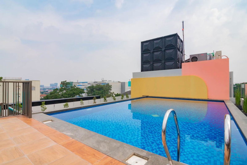 Sans Hotel Alexander Bandung, Bandung, Indonesia