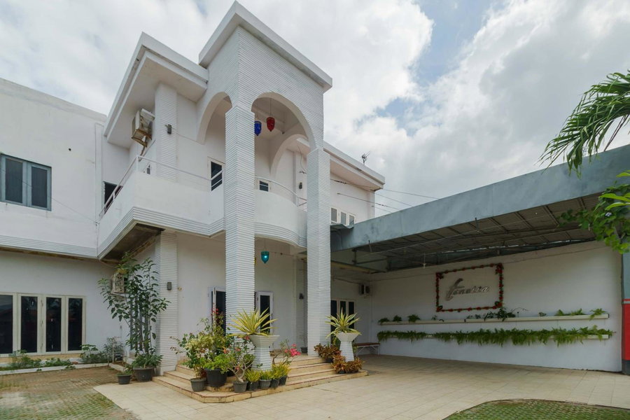 RedDoorz Syariah near Museum Tsunami Aceh 2, Geutieue, Indonesia