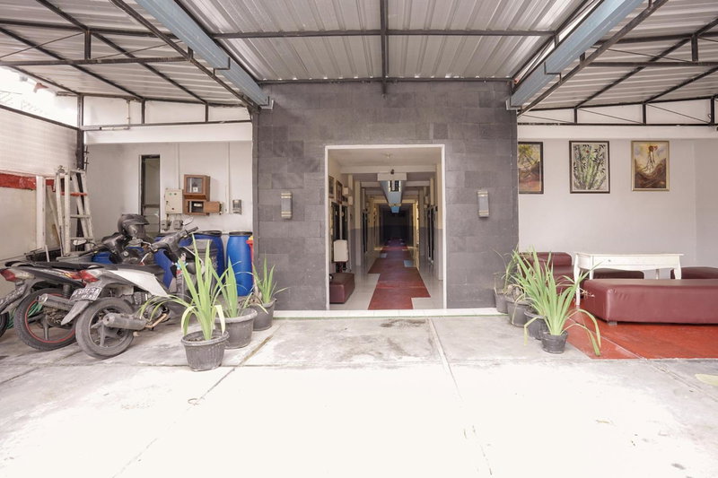 Hotel O Seturan Near Hartono Mall Yogyakarta Formerly Maleo Kostel, Yogyakarta, Indonesia