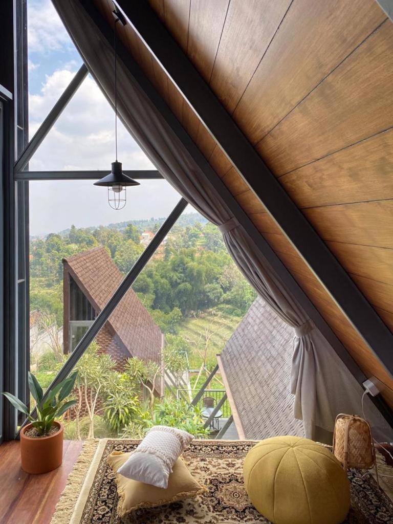 villa tibra, Indonesia