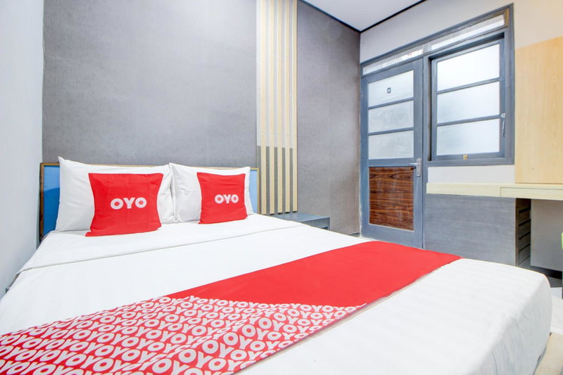 Hotel O Stasiun Tegal Near Alun-Alun Formerly Ameera Guest House, Tegal, Indonesia