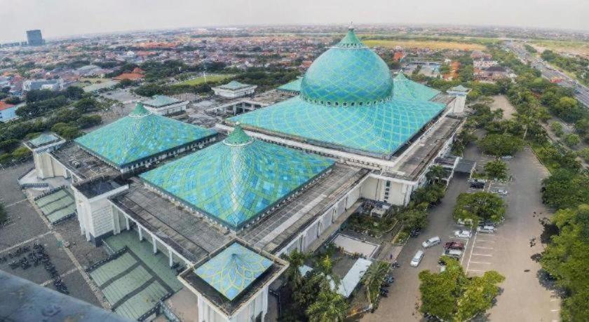 Hotel · Bella Hotel Surabaya, Surabaya