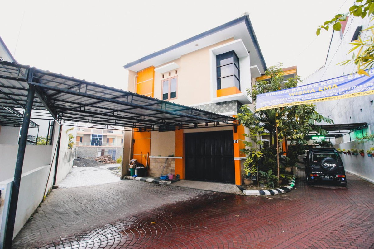Hotel · RedDoorz Plus @ Pogung Raya, Yogyakarta