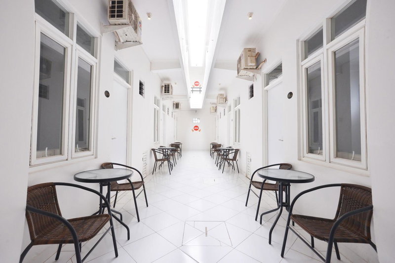 Hotel O near Plaza Ambarrukmo Yogyakarta formerly Wisma Arya 2, Yogyakarta, Indonesia