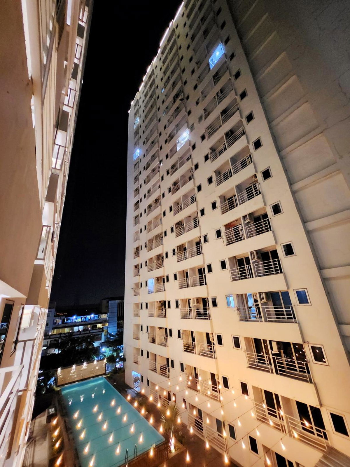 Alhesa Apartment Mansyur Residence, Indonesia