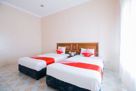 Hotel O Edotel Smkn 1 Pacet Syariah, Puncak, Indonesia