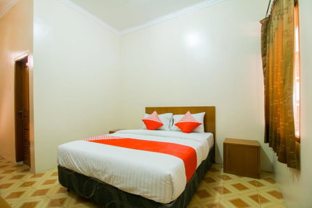 Hotel O Edotel Smkn 1 Pacet Syariah, Puncak, Indonesia