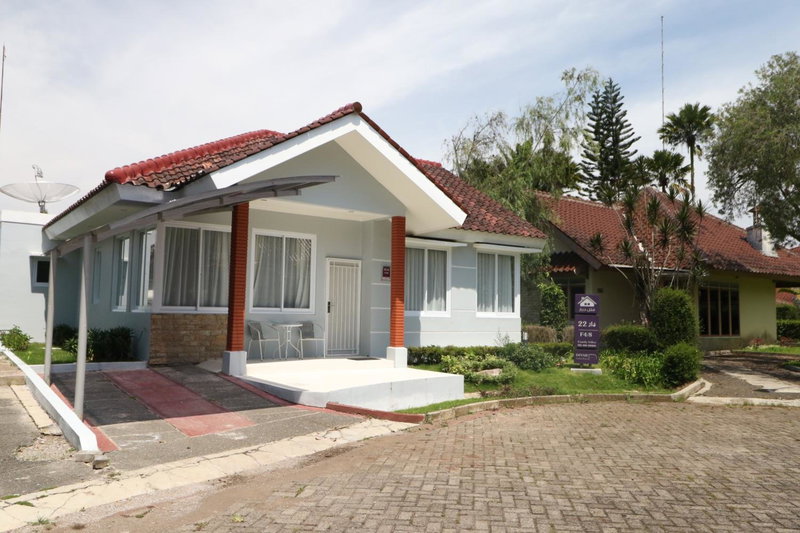 Diyar Villas Puncak F4/8, Puncak, Indonesia
