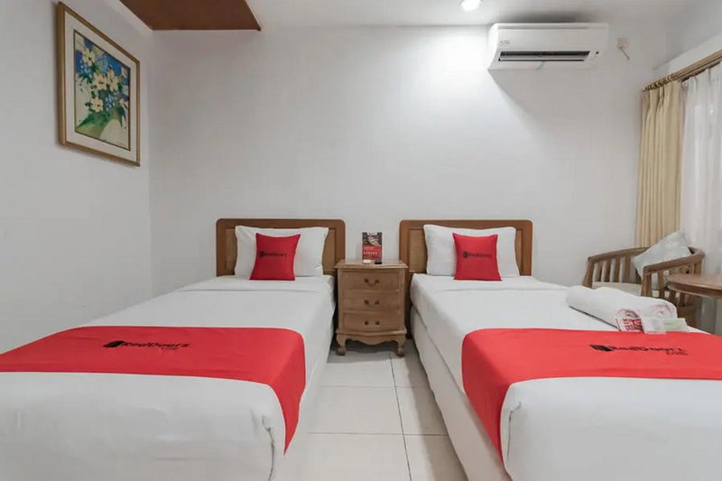 RedDoorz at Arwiga Hotel near RS Hasan Sadikin Bandung, Bandung, Indonesia