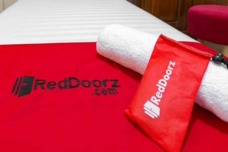 RedDoorz Syariah near Titik Nol Yogyakarta, Yogyakarta, Indonesia