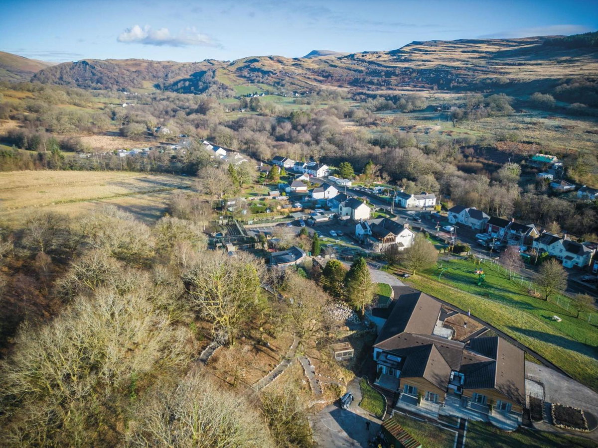 Suite 15 - Sleeping Giant Hotel - Pen Y Cae Inn, United Kingdom