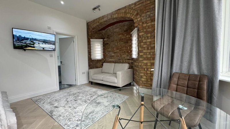 London Studios and Suites, Harrow, United Kingdom