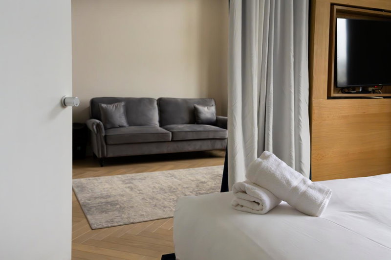 London Studios and Suites, Harrow, United Kingdom