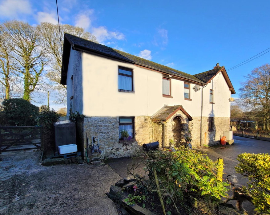 Farmhouse B&B Family stay or Romantic break, on our smallholding close to Narberth, Narberth, United Kingdom