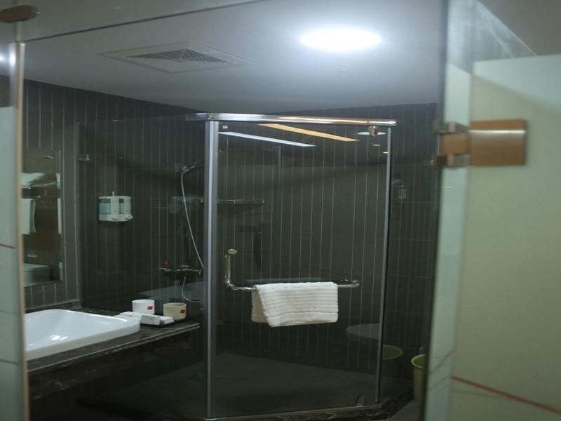 Thank Inn Plus Hotel Jiangsu Suqian Diamond Apartment, Suqian, China