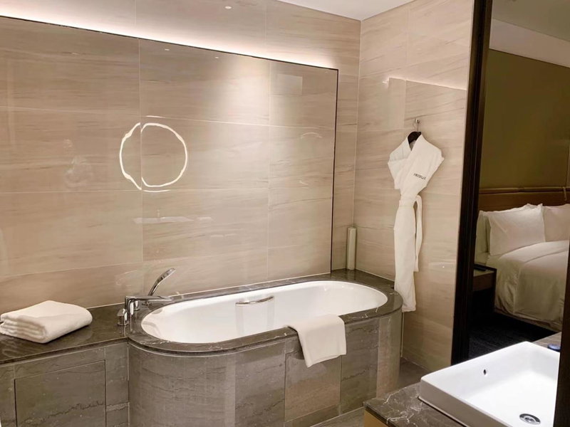 Primus Hotel Xuzhou Dalong Lake, Xuzhou, China