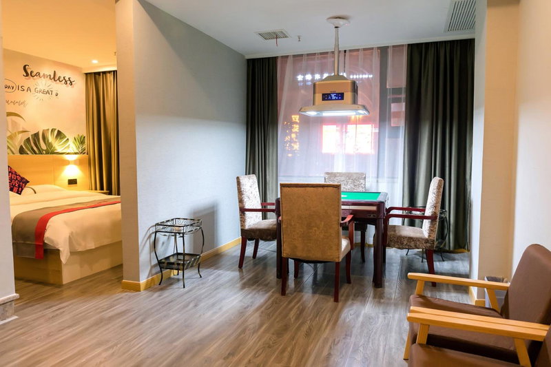 JUN Hotels Sichuan Suining Chuanshan District Heping Road, Suining, China