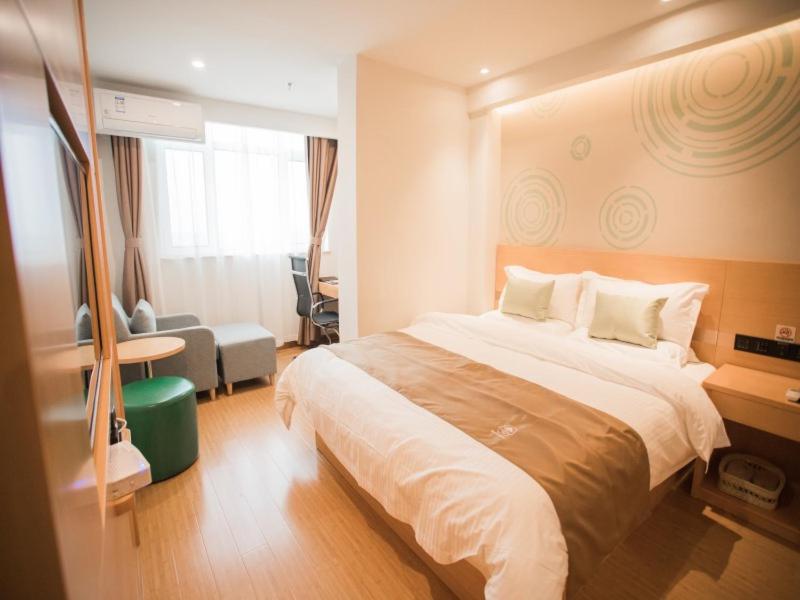 GreenTree InnZhangjiakou High-speed Railway Station Business Hotel, Zhangjiakou, China