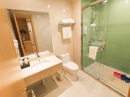 GreenTree InnZhangjiakou High-speed Railway Station Business Hotel, Zhangjiakou, China