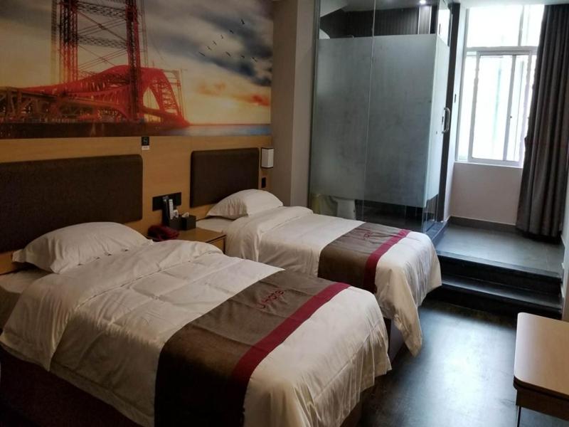 Thank Inn Chain Hotel jiangxi ganzhou zhanggong district civilization avenue, Ganzhou, China