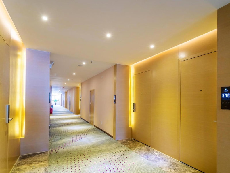 Lavande Hotel Anshun West High-speed Rrailway Station, Anshun, China