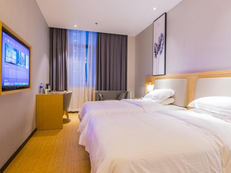 GreenTree Inn Fuzhou South Railway Station Business Hotel, Fuzhou, China